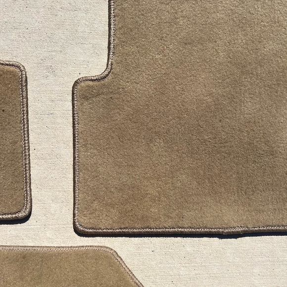 ACURA TSX 2013 tan floor mats - Picture 12 of 13